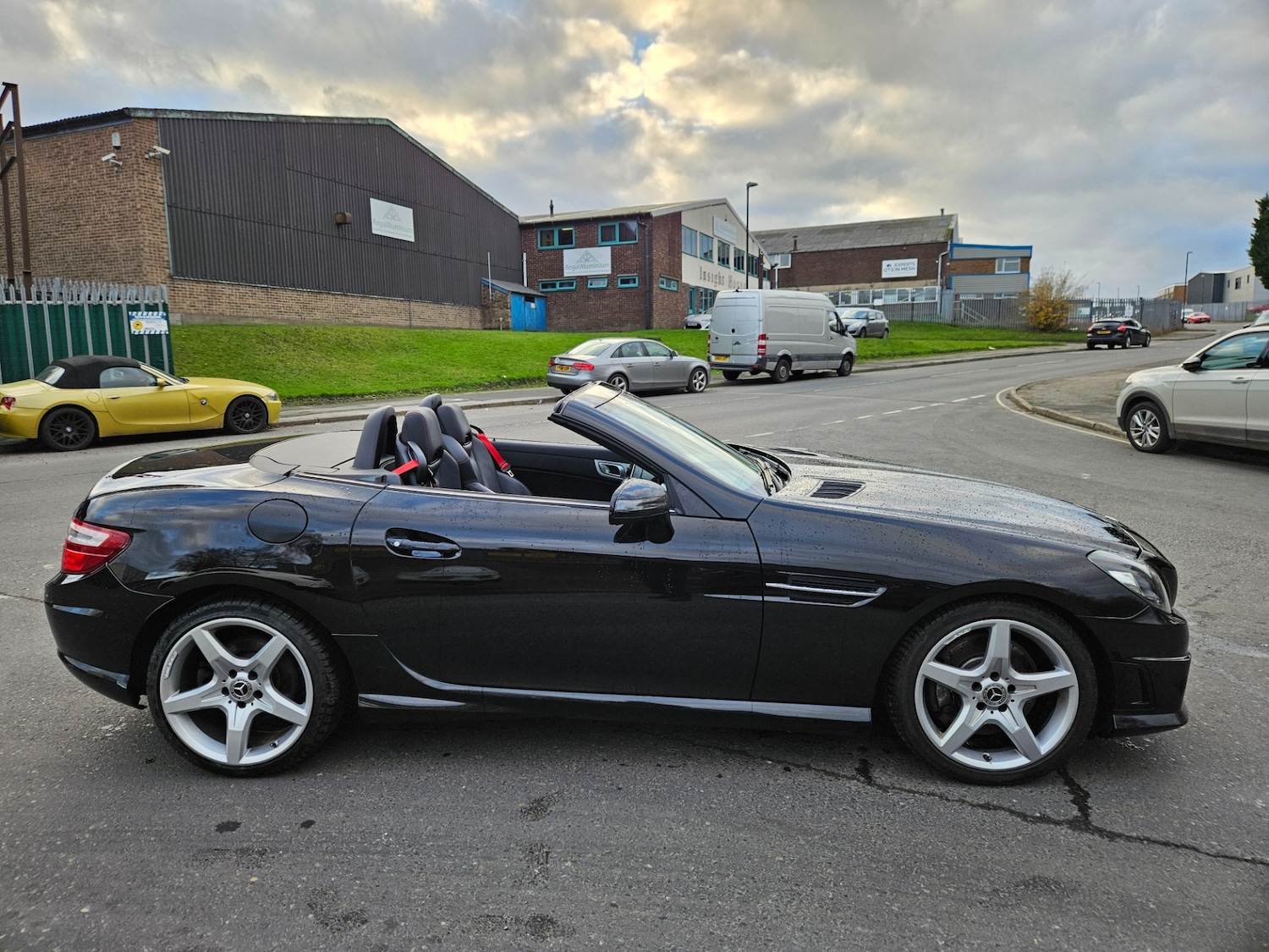 Used Mercedes-Benz SLK 2016 for sale - 76921549: Photo 3