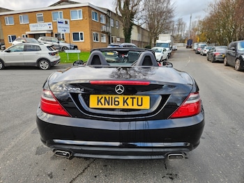 Used Mercedes-Benz SLK 2016 for sale - 76921549: Photo