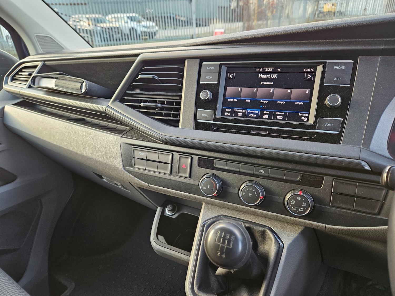 Used Volkswagen Transporter 2023 for sale - 76895031: Photo 17