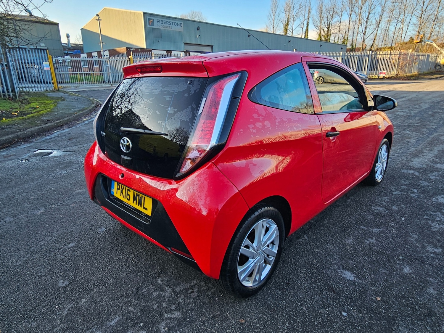 Used Toyota AYGO 2016 for sale - 76794713: Photo 2