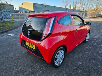 Used Toyota AYGO 2016 for sale - 76794713: Photo
