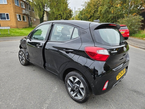 Used Hyundai i10 2024 for sale - 76275961: Photo 14