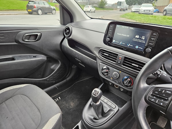 Used Hyundai i10 2024 for sale - 76275961: Photo 20