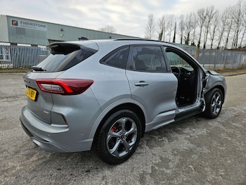 Used Ford Kuga 2024 for sale - 77746582: Photo