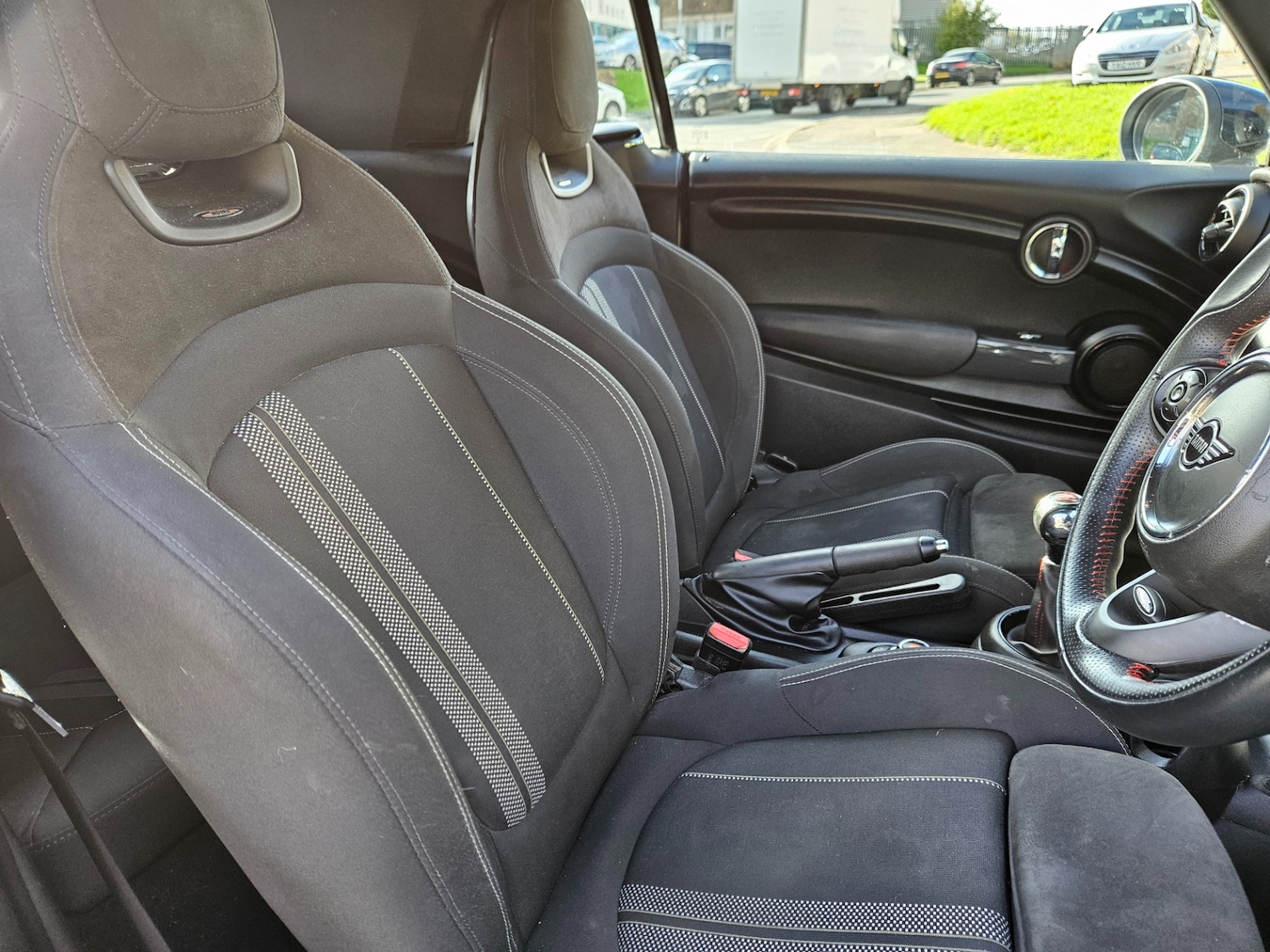 Used MINI Convertible 2020 for sale - 76353703: Photo 12