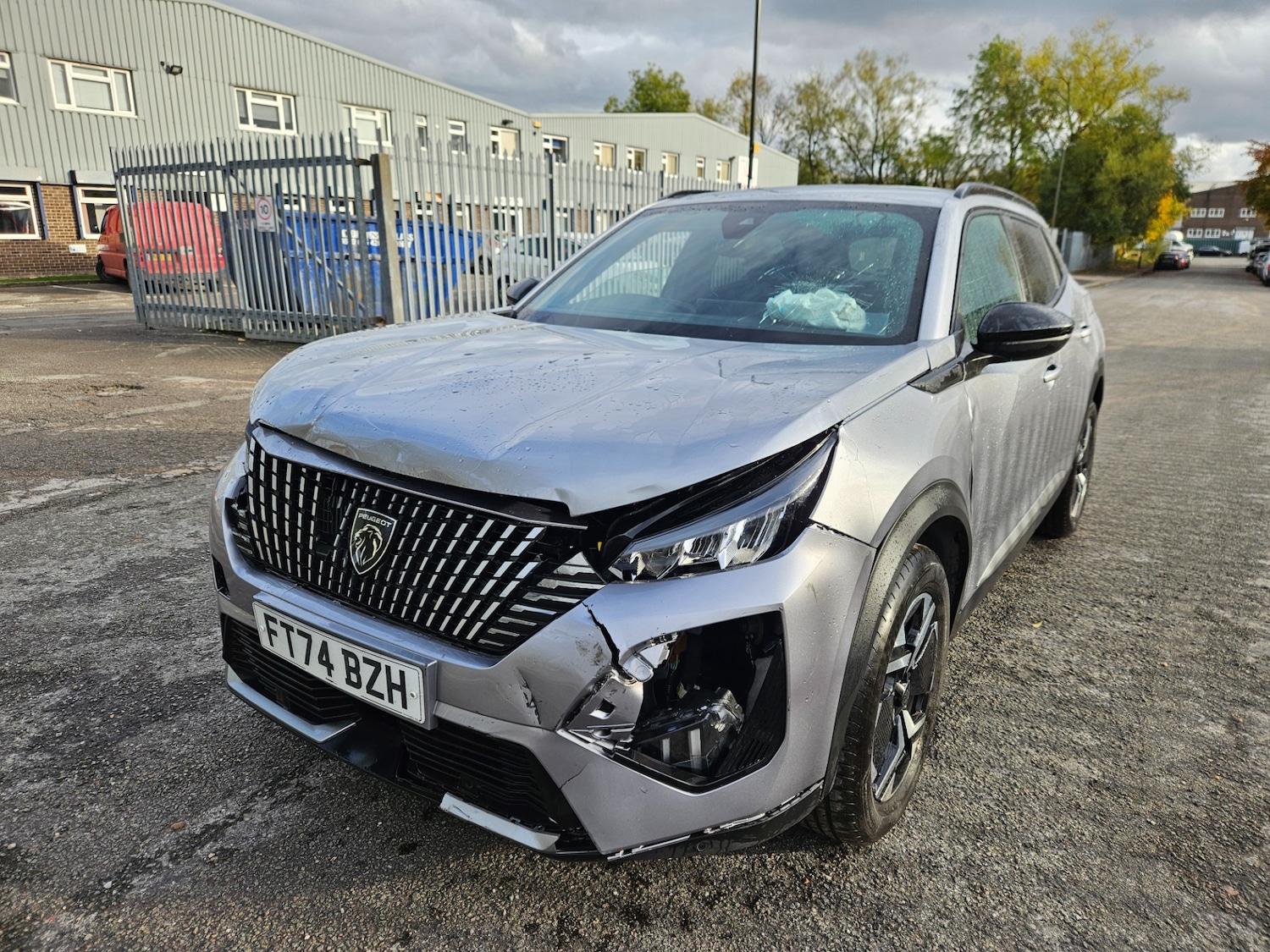 Used Peugeot 2008 2024 for sale - 76403489: Photo 2