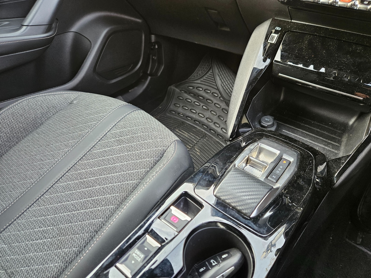 Used Peugeot 2008 2024 for sale - 76403489: Photo 24