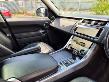 Used Land Rover Range Rover Sport 2020 for sale - 78900256: Photo