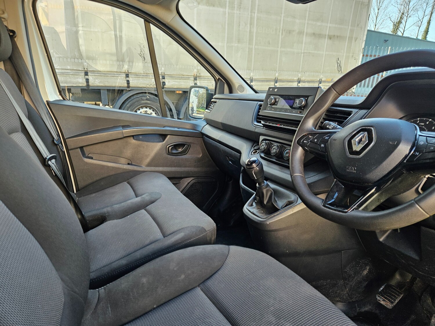 Used Renault Trafic 2023 for sale - 77950785: Photo 6