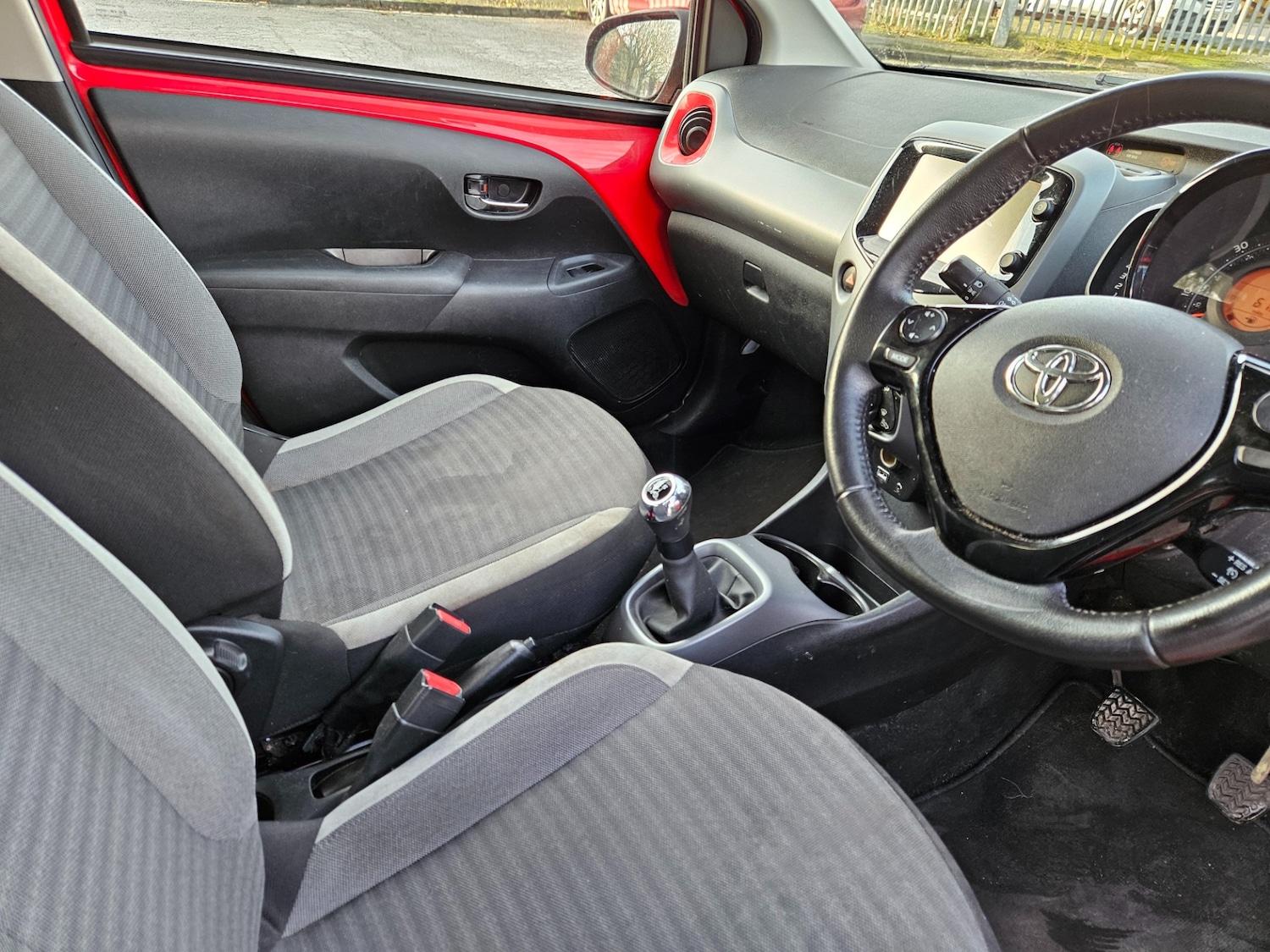 Used Toyota AYGO 2019 for sale - 77005437: Photo 15