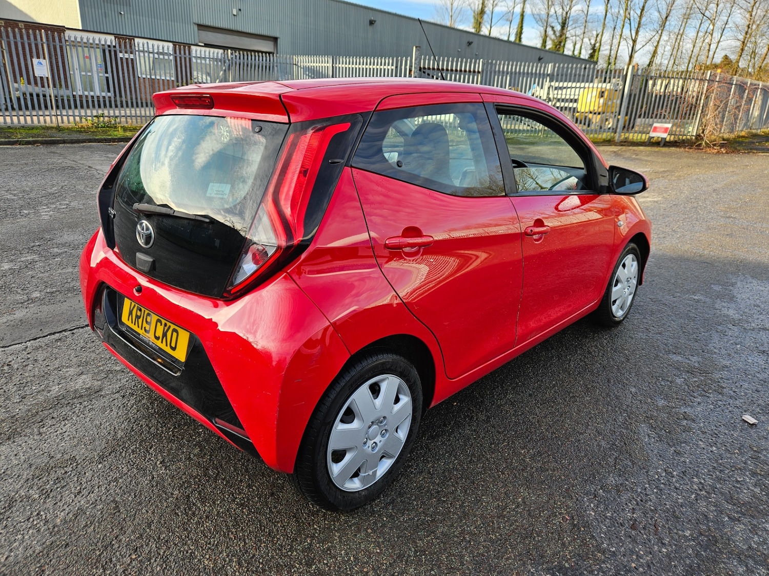 Used Toyota AYGO 2019 for sale - 77005437: Photo 4