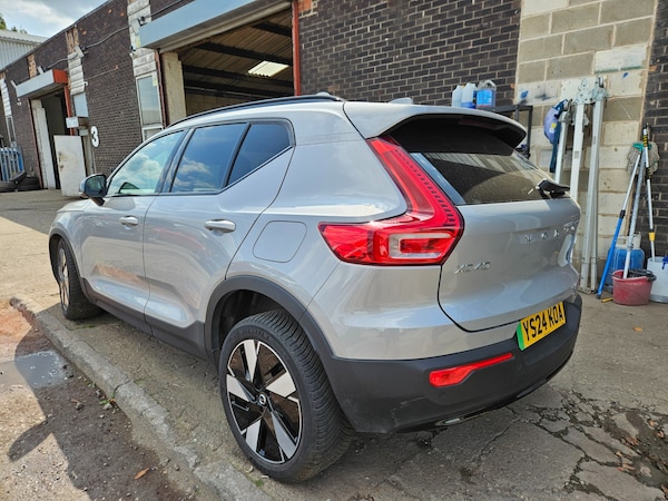 Used Volvo XC40 2024 for sale - 75594055: Photo 2