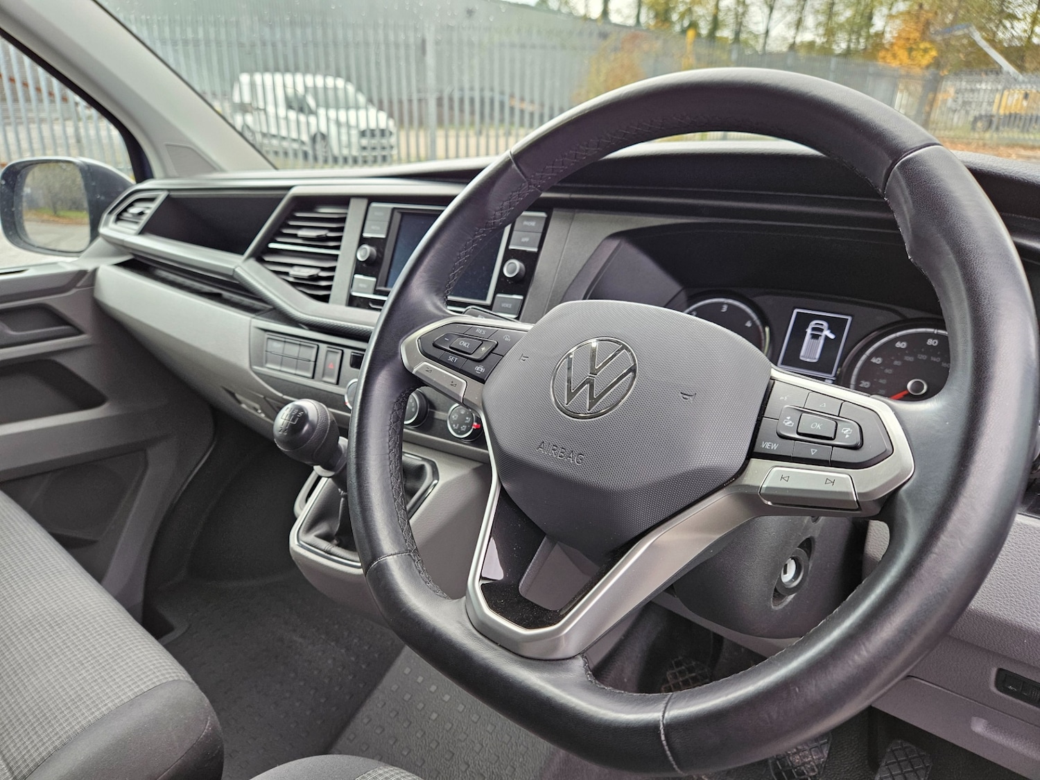Used Volkswagen Transporter 2023 for sale - 76366312: Photo 13
