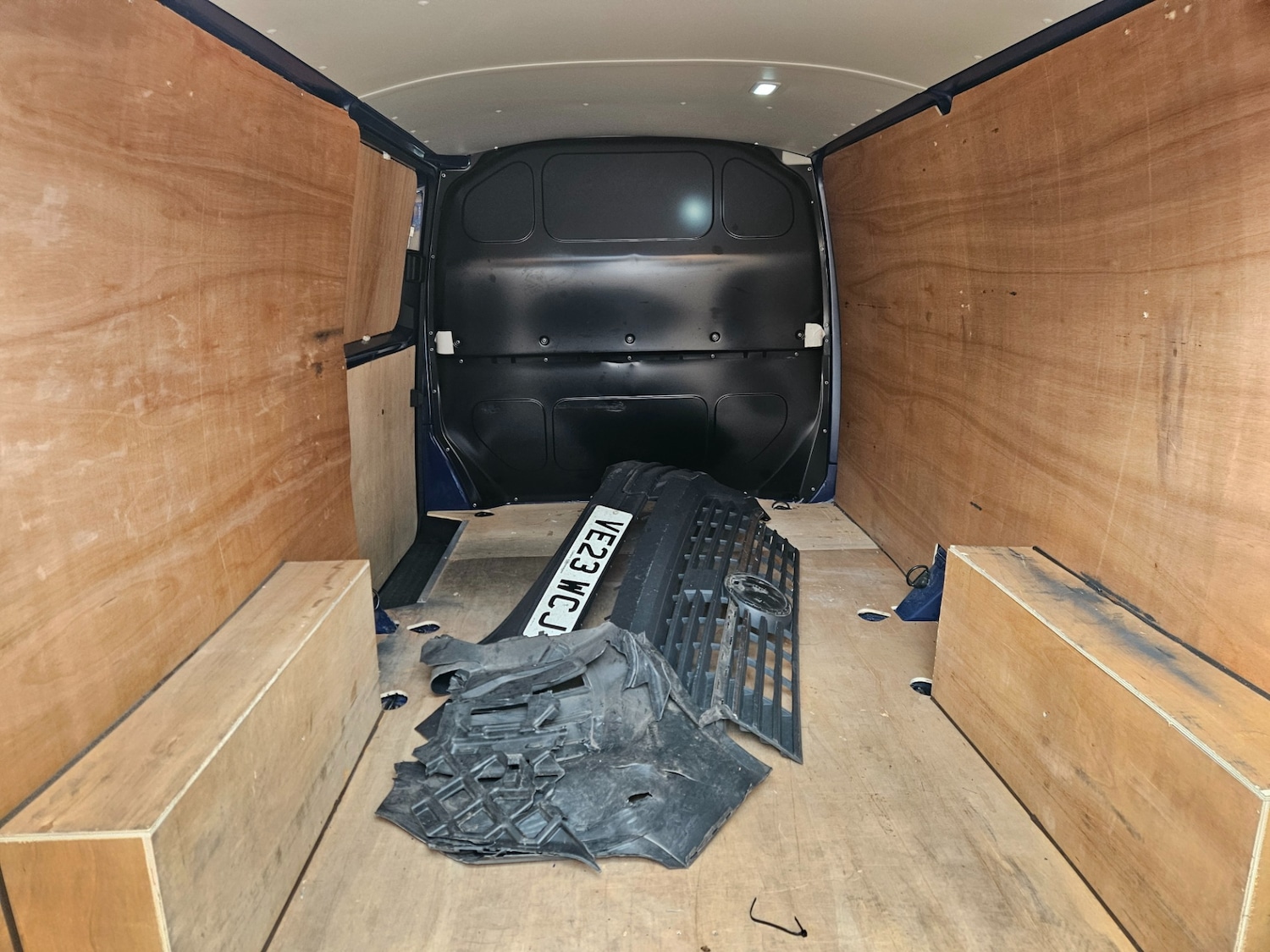 Used Volkswagen Transporter 2023 for sale - 76366312: Photo 18