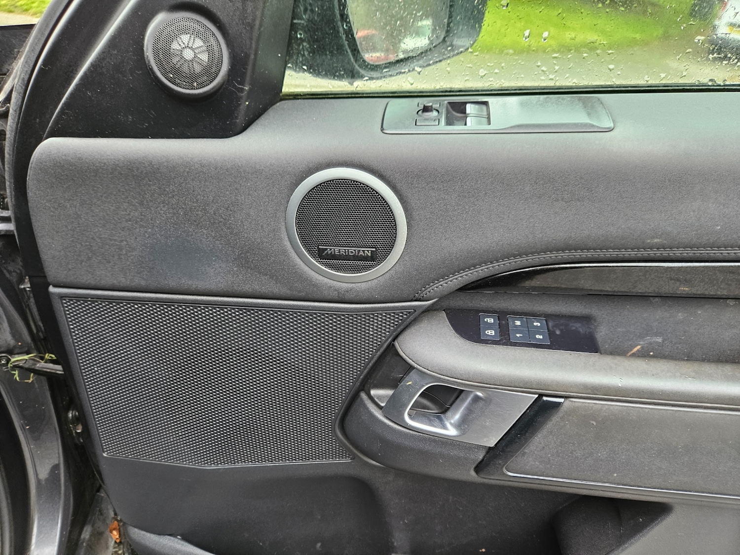 Used Land Rover Discovery 2022 for sale - 76275208: Photo 22