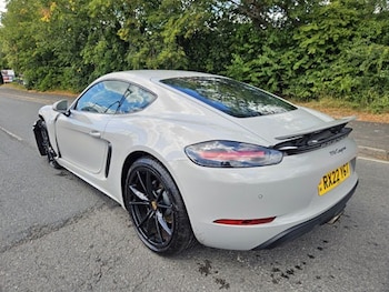 Used Porsche Cayman 2022 for sale - 75205265: Photo