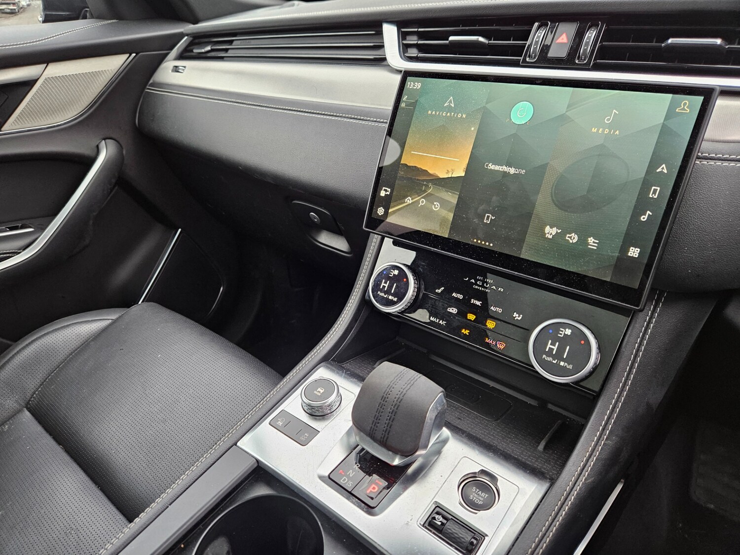 Used Jaguar F-Pace 2024 for sale - 77531917: Photo 24