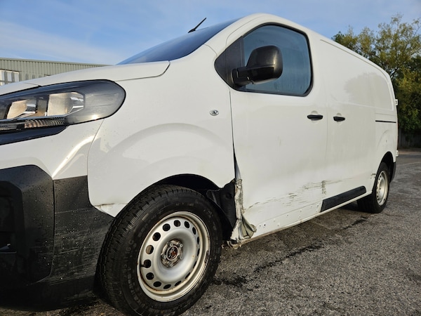 Used Vauxhall Vivaro 2024 for sale - 76015578: Photo 3