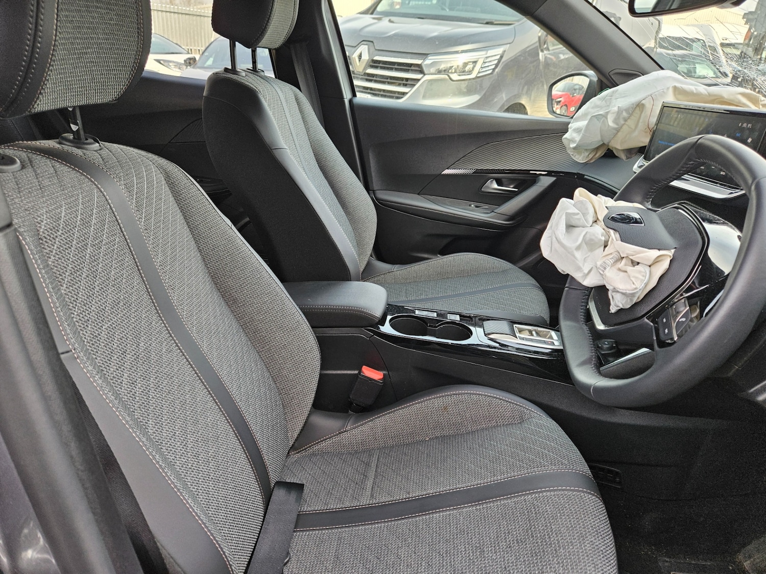 Used Peugeot 2008 2025 for sale - 77983963: Photo 19