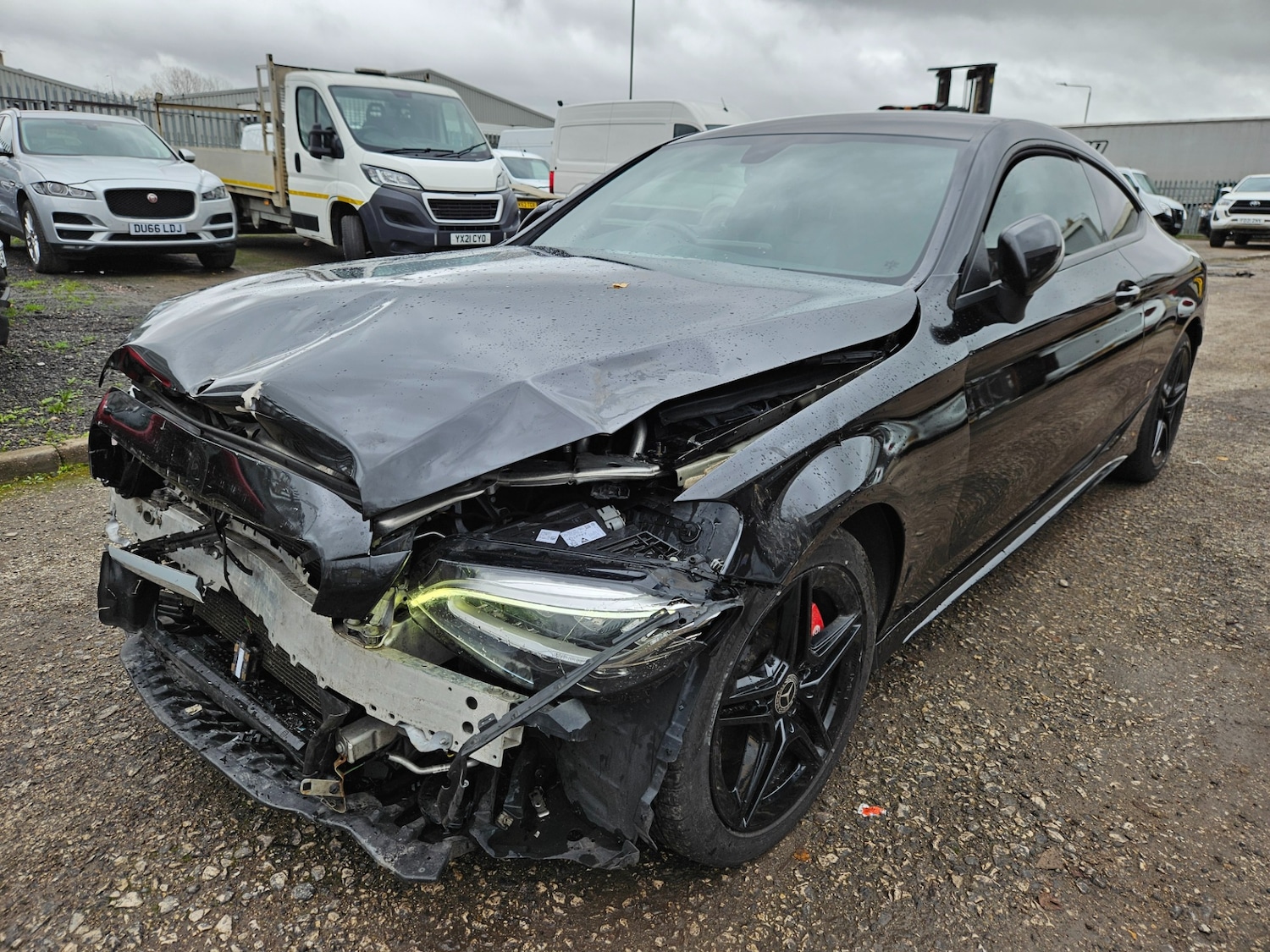 Used Mercedes-Benz C Class 2018 for sale - 76547982: Photo 12