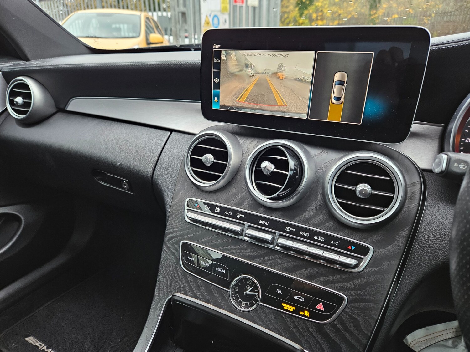 Used Mercedes-Benz C Class 2018 for sale - 76547982: Photo 19