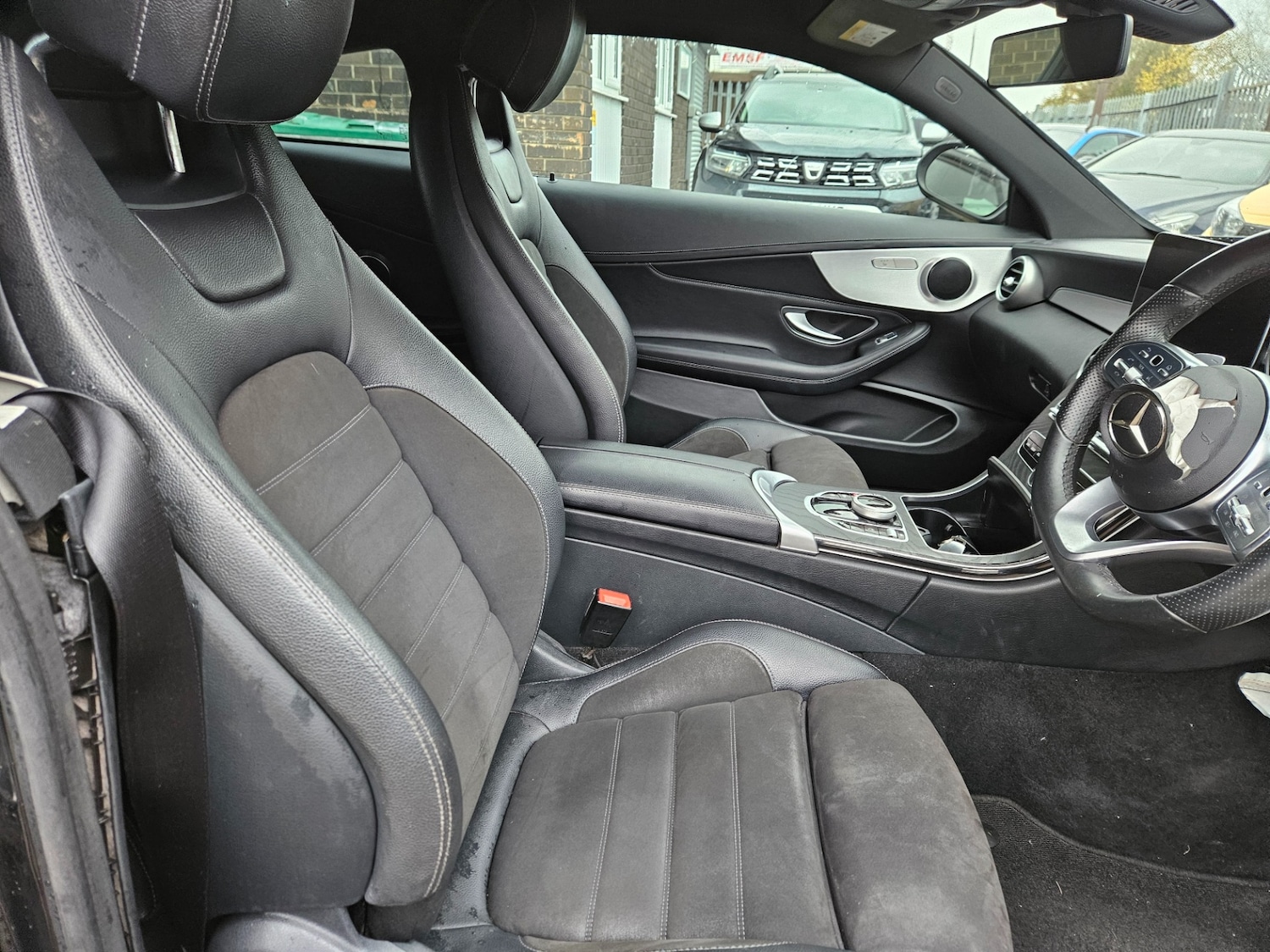 Used Mercedes-Benz C Class 2018 for sale - 76547982: Photo 6