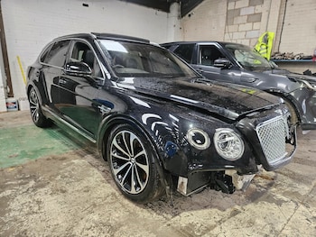 Used Bentley Bentayga 2016 for sale - 76504733: Photo
