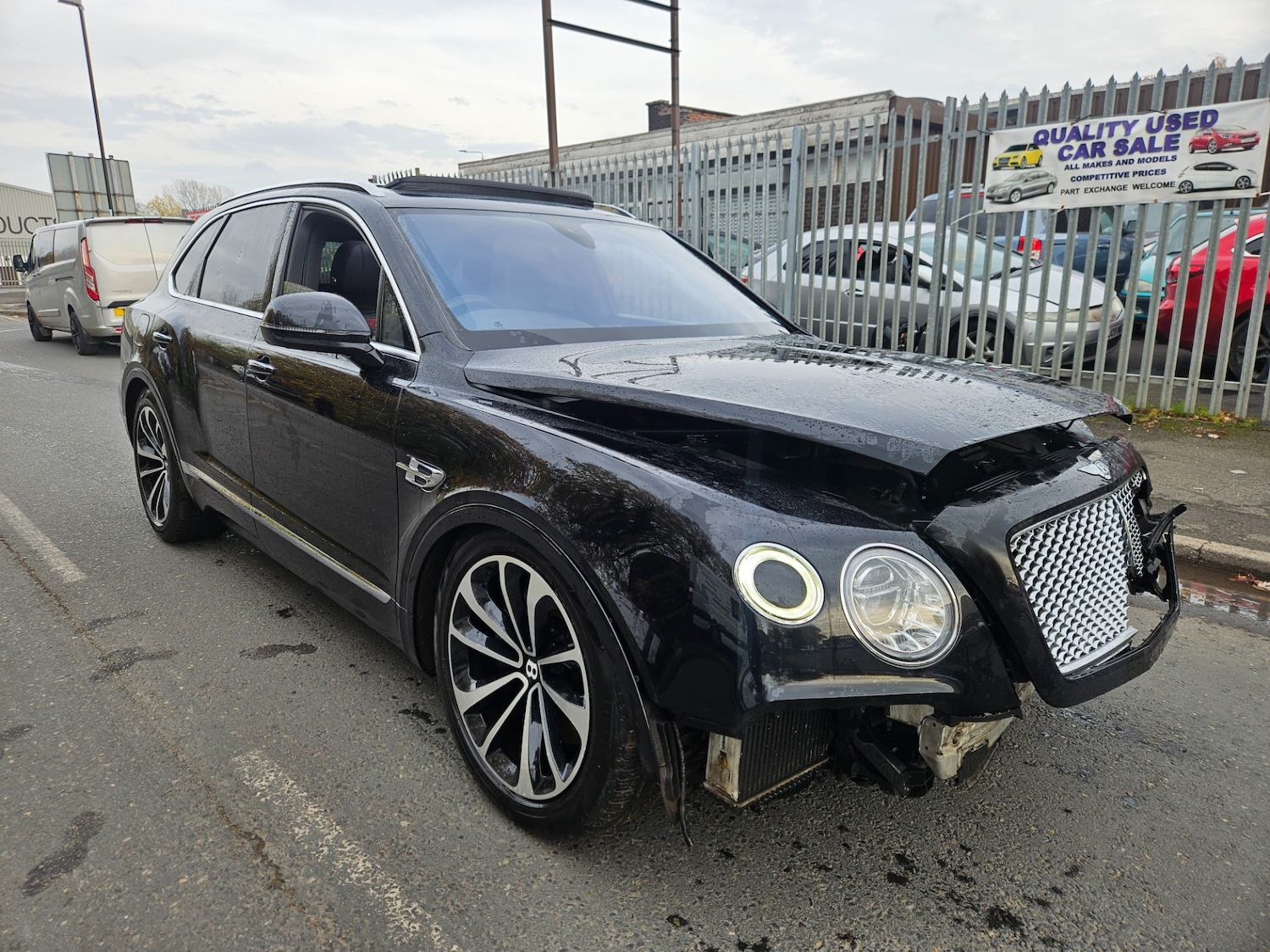 Used Bentley Bentayga 2016 for sale - 76504733: Photo 4