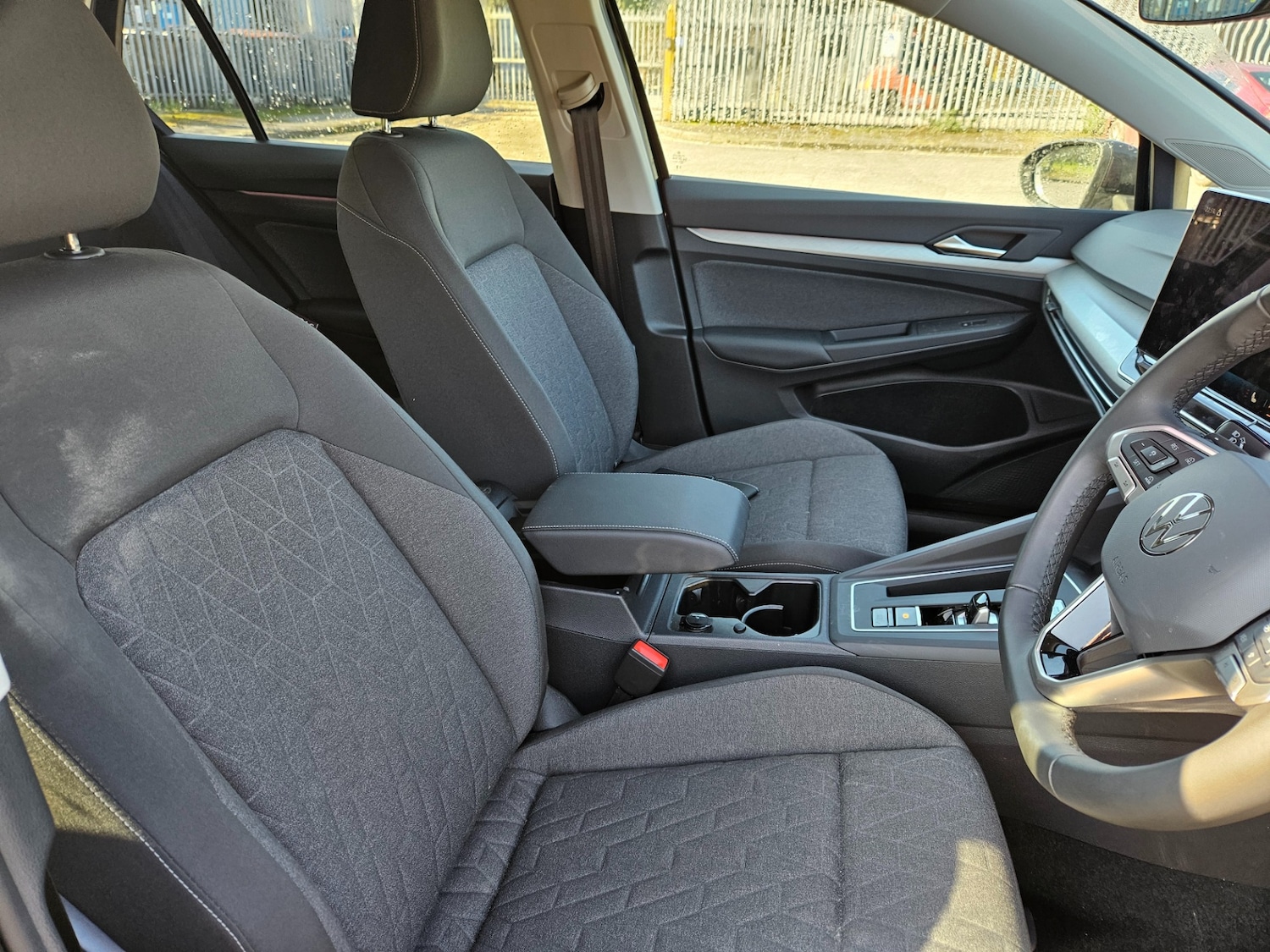 Used Volkswagen Golf 2025 for sale - 77953715: Photo 15