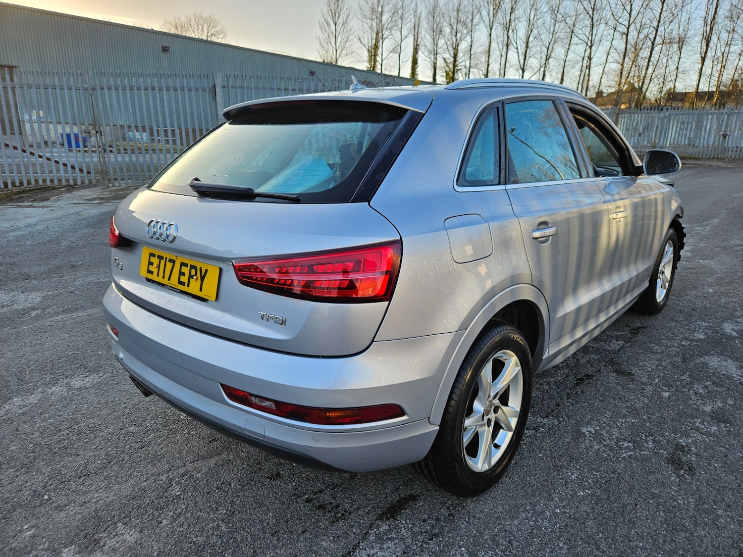 Used Audi Q3 2017 for sale - 77951037: Photo 2