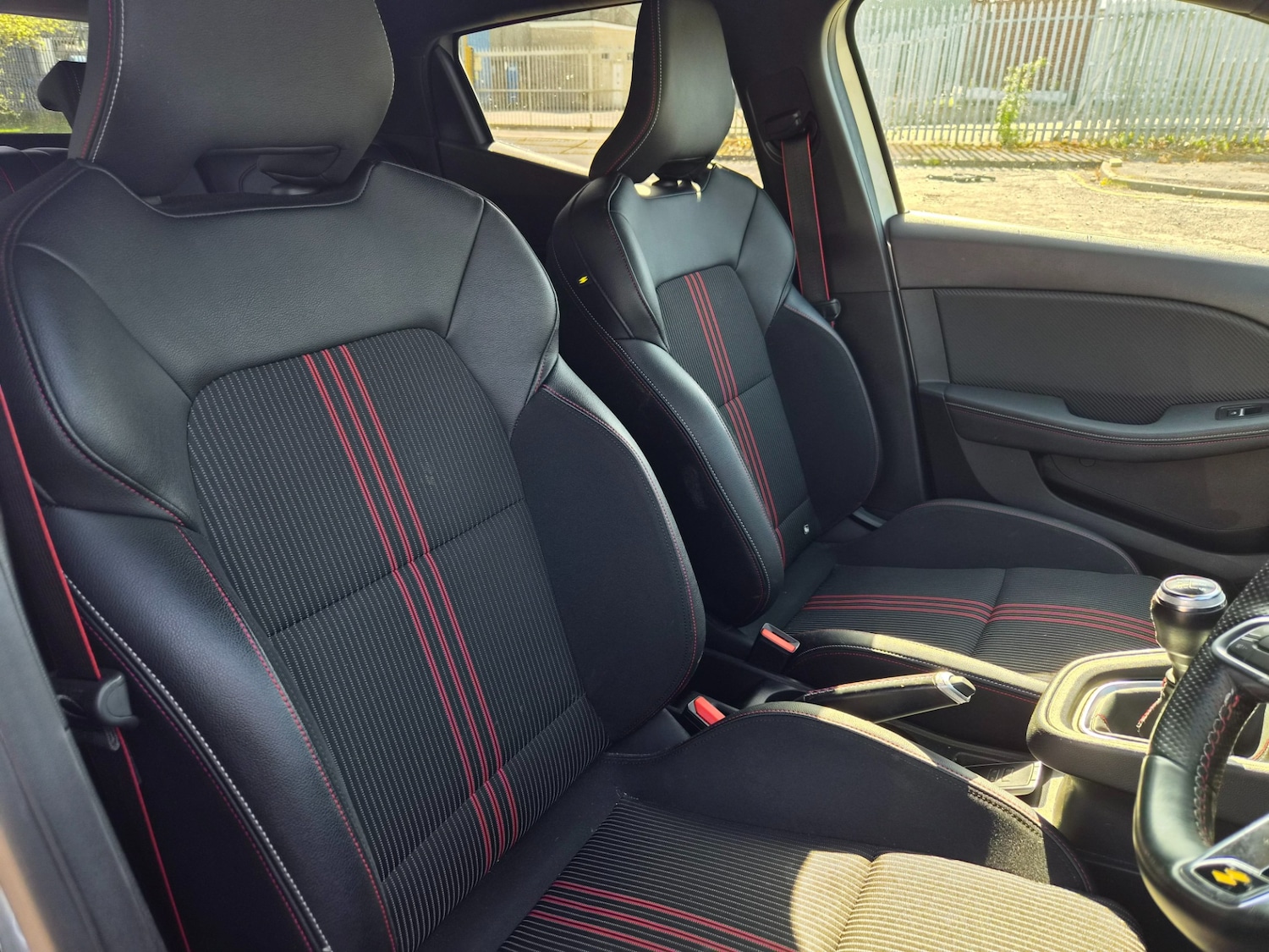 Used Renault Clio 2019 for sale - 78199044: Photo 14