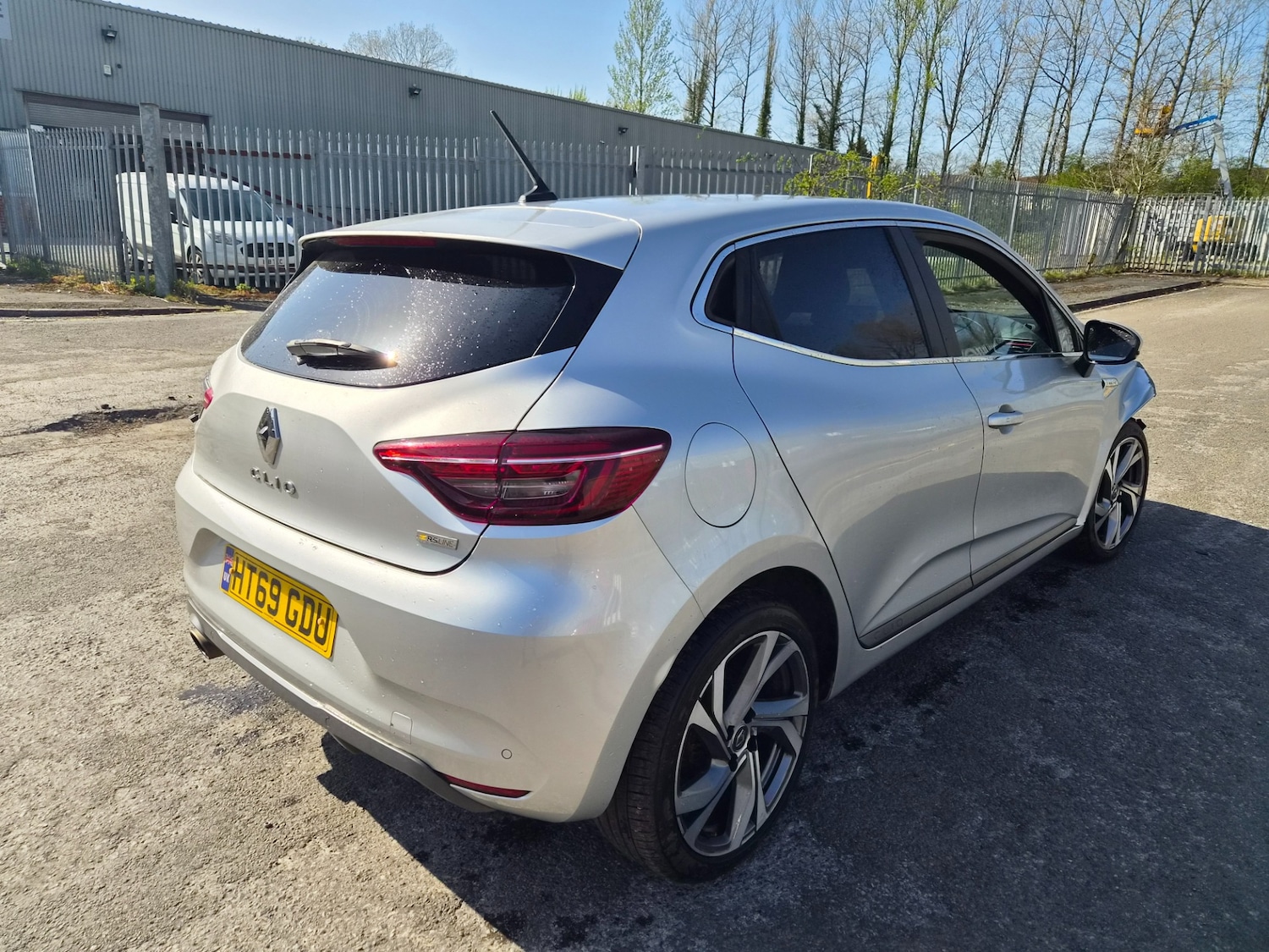Used Renault Clio 2019 for sale - 78199044: Photo 2