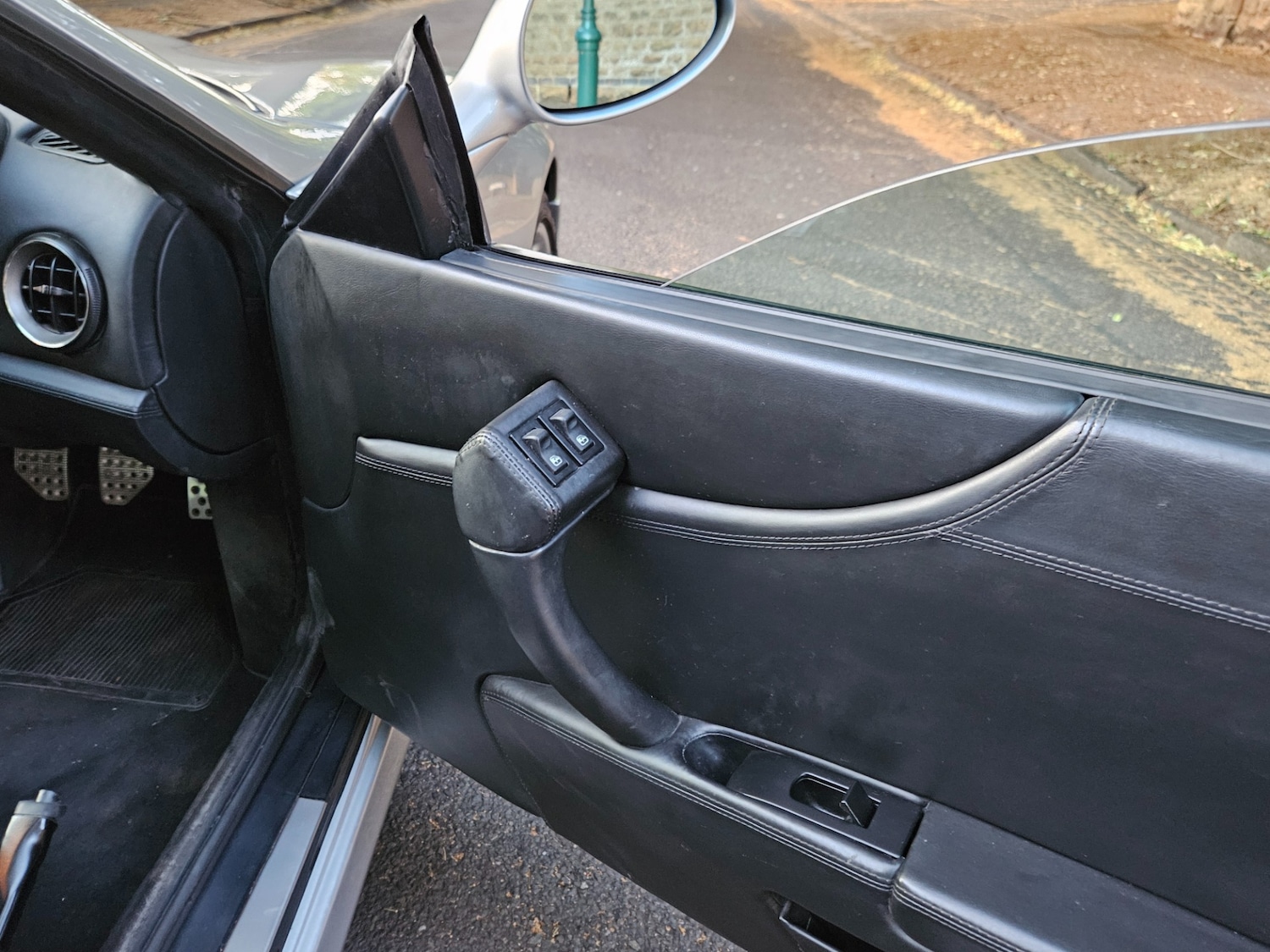 Used Ferrari 550 2001 for sale - 75131645: Photo 16