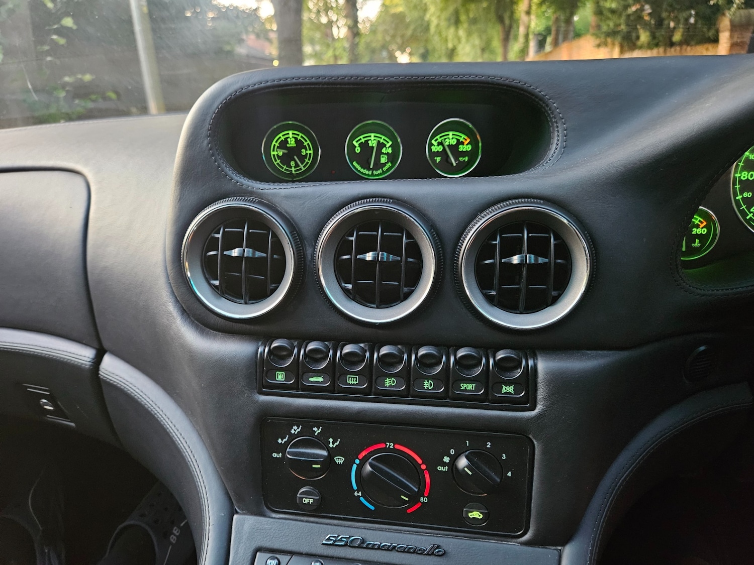 Used Ferrari 550 2001 for sale - 75131645: Photo 28