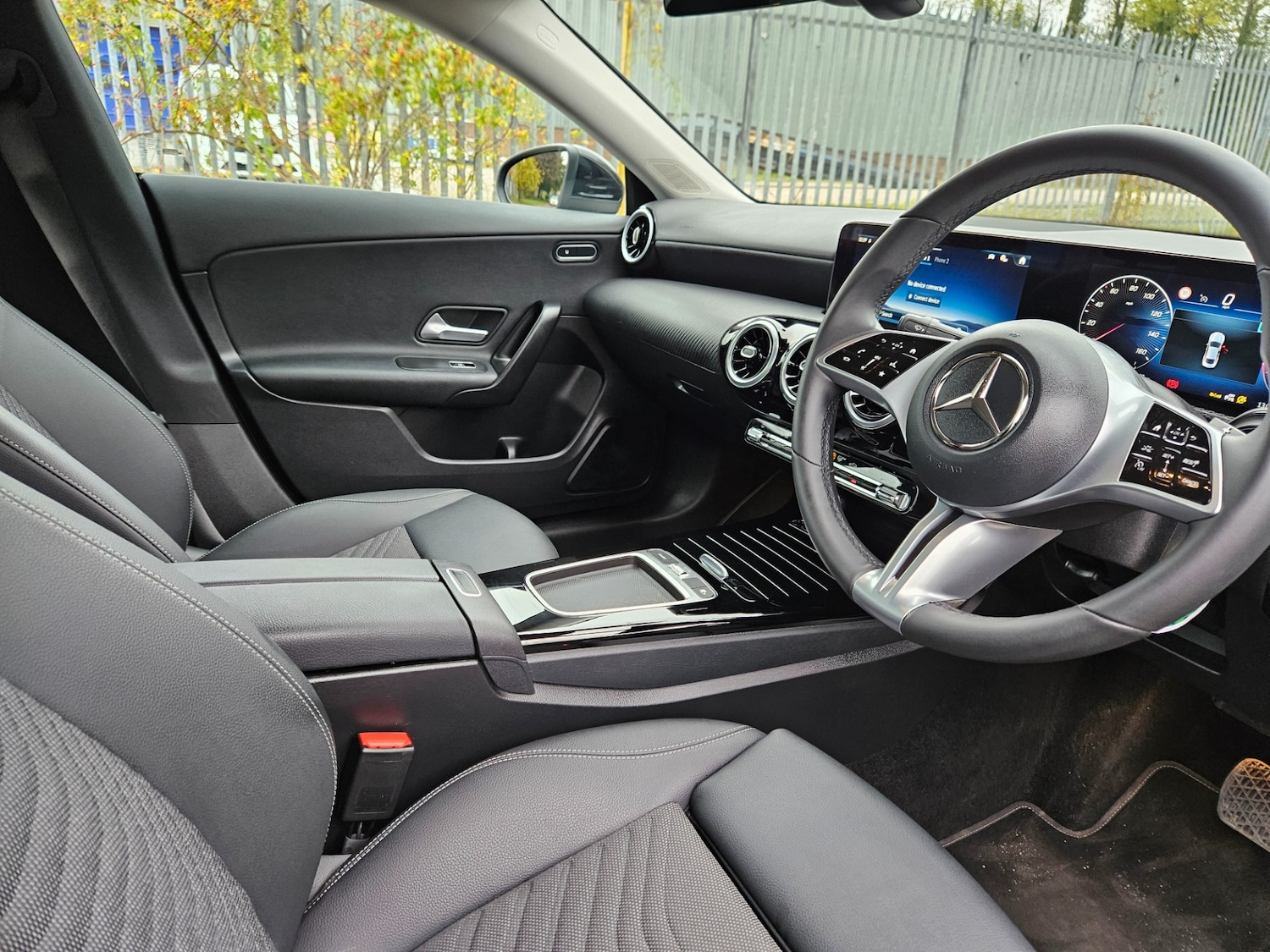 Used Mercedes-Benz CLA 2025 for sale - 76265854: Photo 3