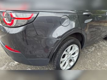 Used Land Rover Discovery Sport 2017 for sale - 79705432: Photo
