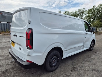 Used Ford Transit Custom 2024 for sale - 79344168: Photo