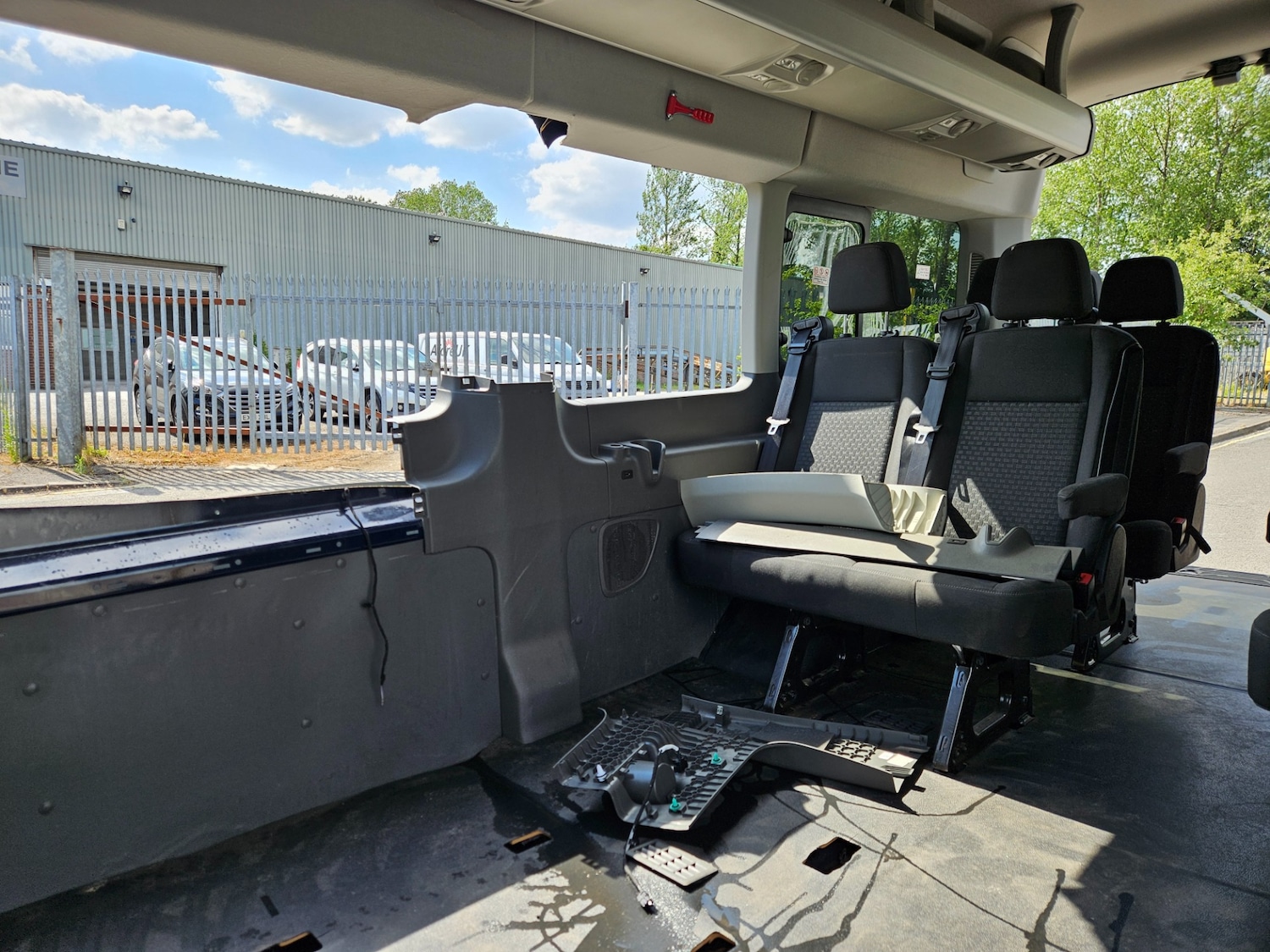 Vehicle 21