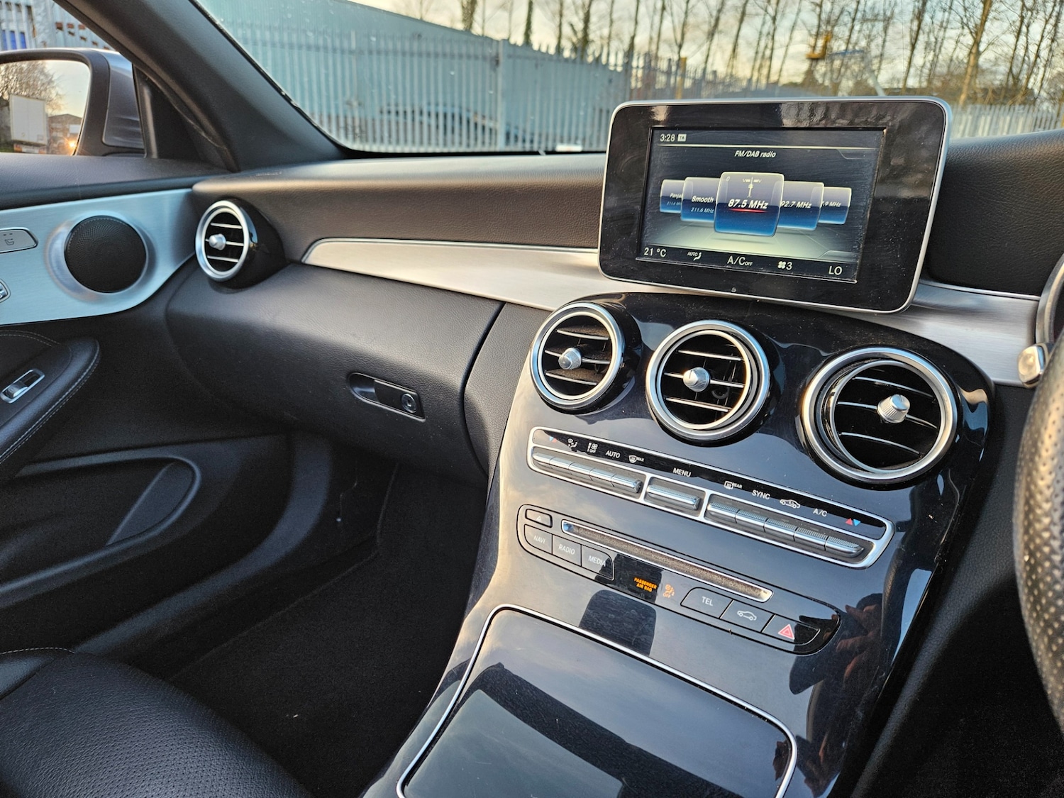 Used Mercedes-Benz C Class 2017 for sale - 77282674: Photo 26