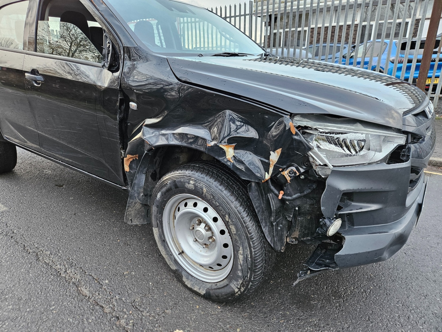 Used Isuzu D-Max 2023 for sale - 76835032: Photo 10