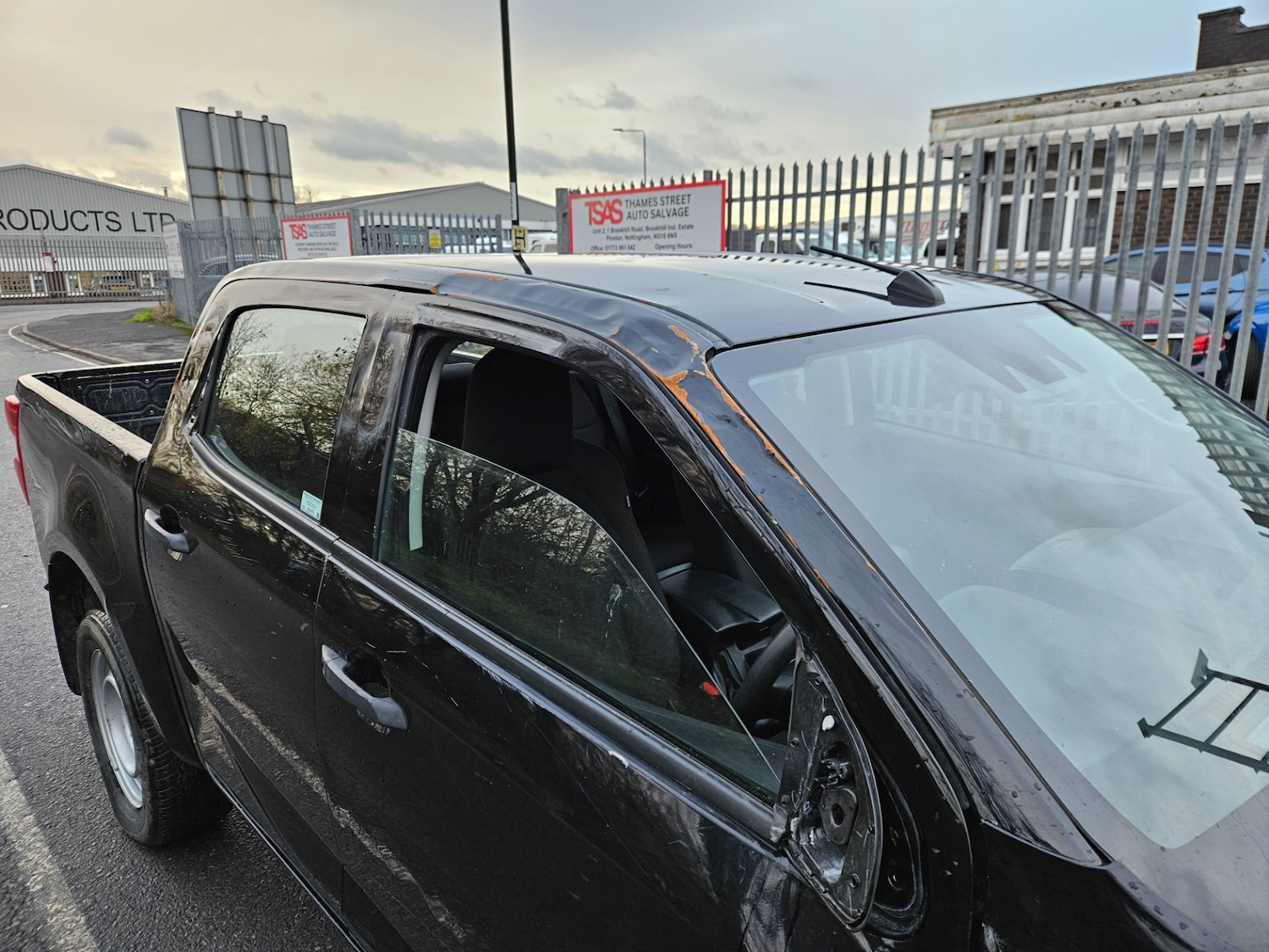 Used Isuzu D-Max 2023 for sale - 76835032: Photo 12