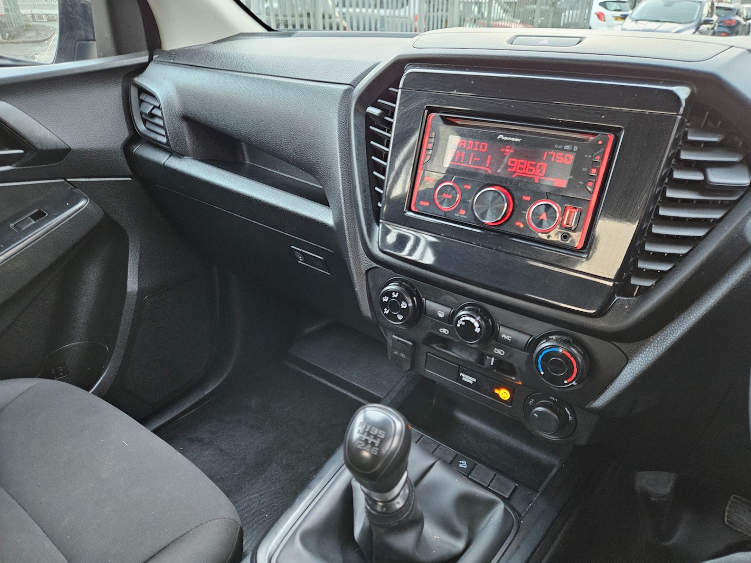 Used Isuzu D-Max 2023 for sale - 76835032: Photo 18