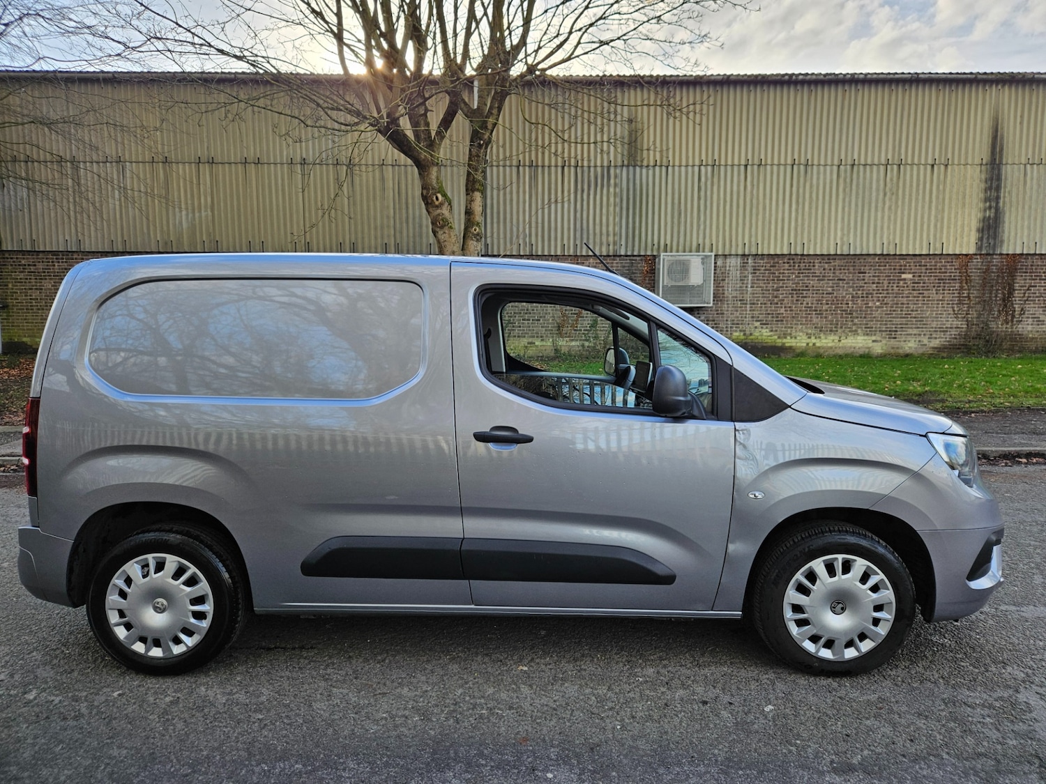 Used Vauxhall Combo 2022 for sale - 77745664: Photo 4