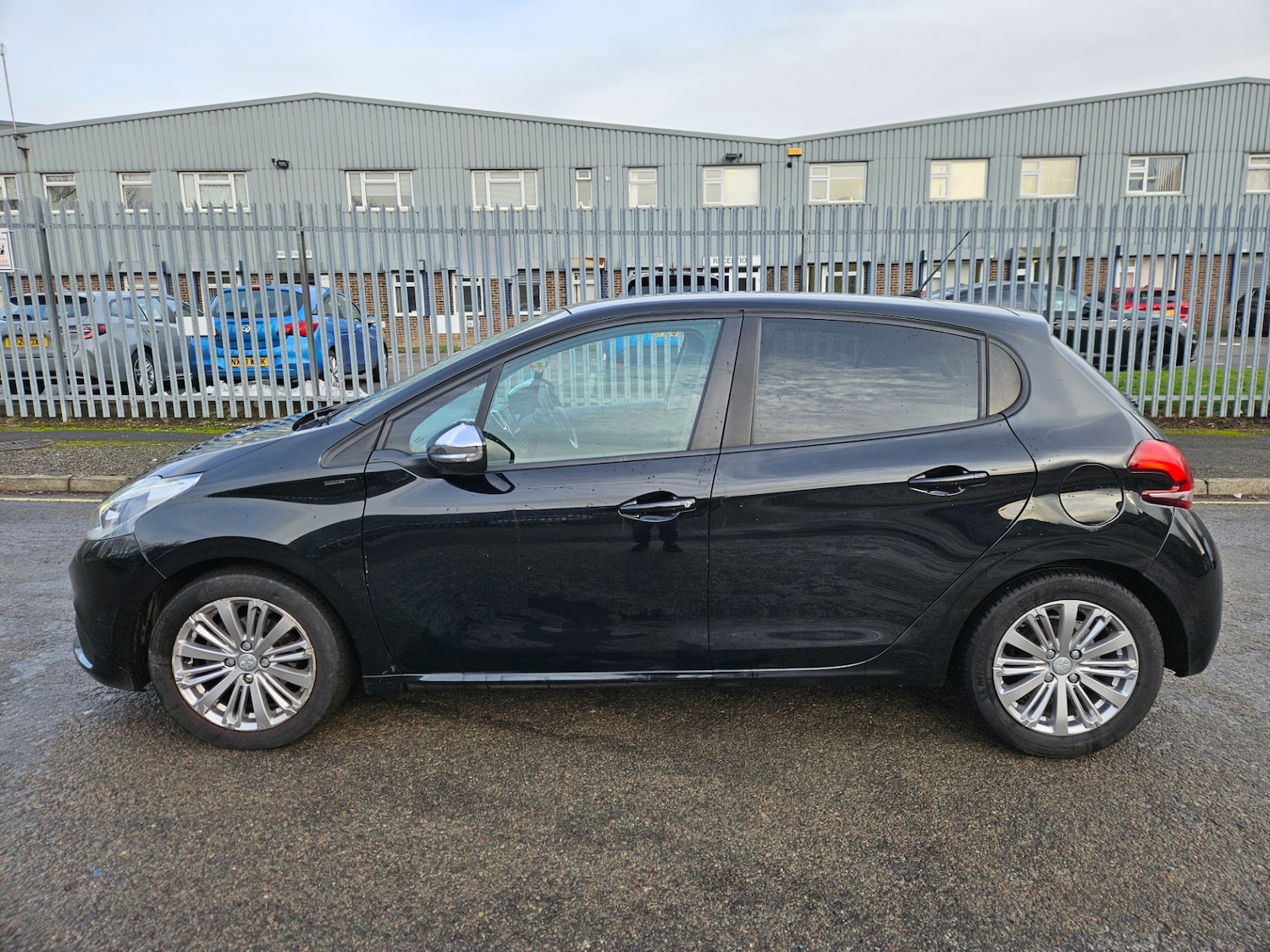 Used Peugeot 208 2019 for sale - 77196502: Photo 11