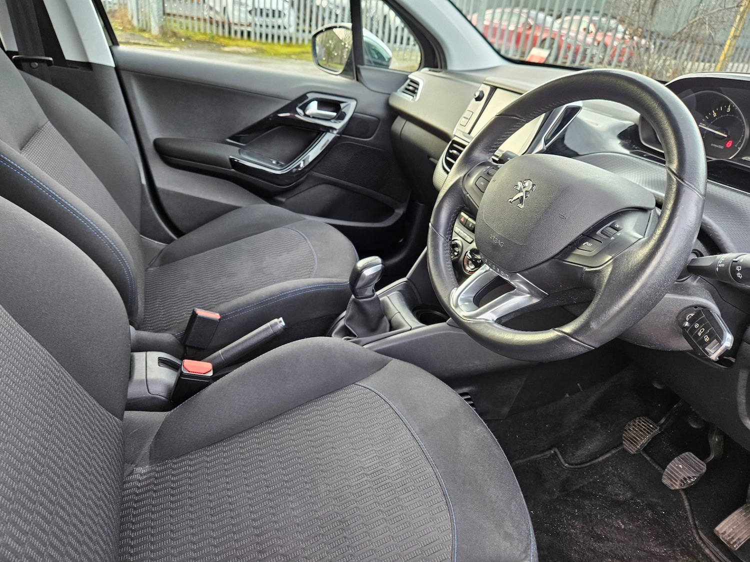Used Peugeot 208 2019 for sale - 77196502: Photo 4