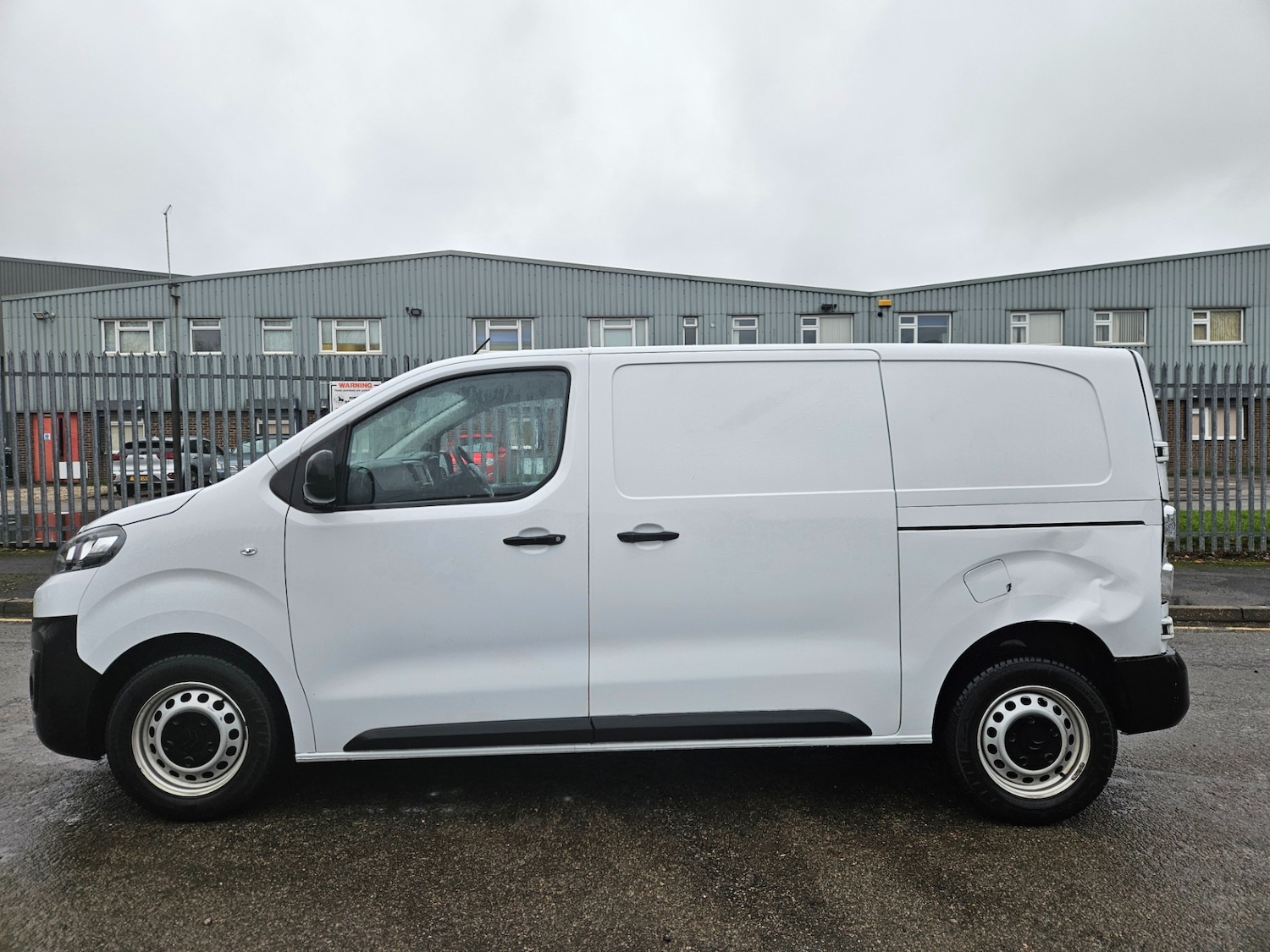 Used Citroen Dispatch 2024 for sale - 77545107: Photo 8