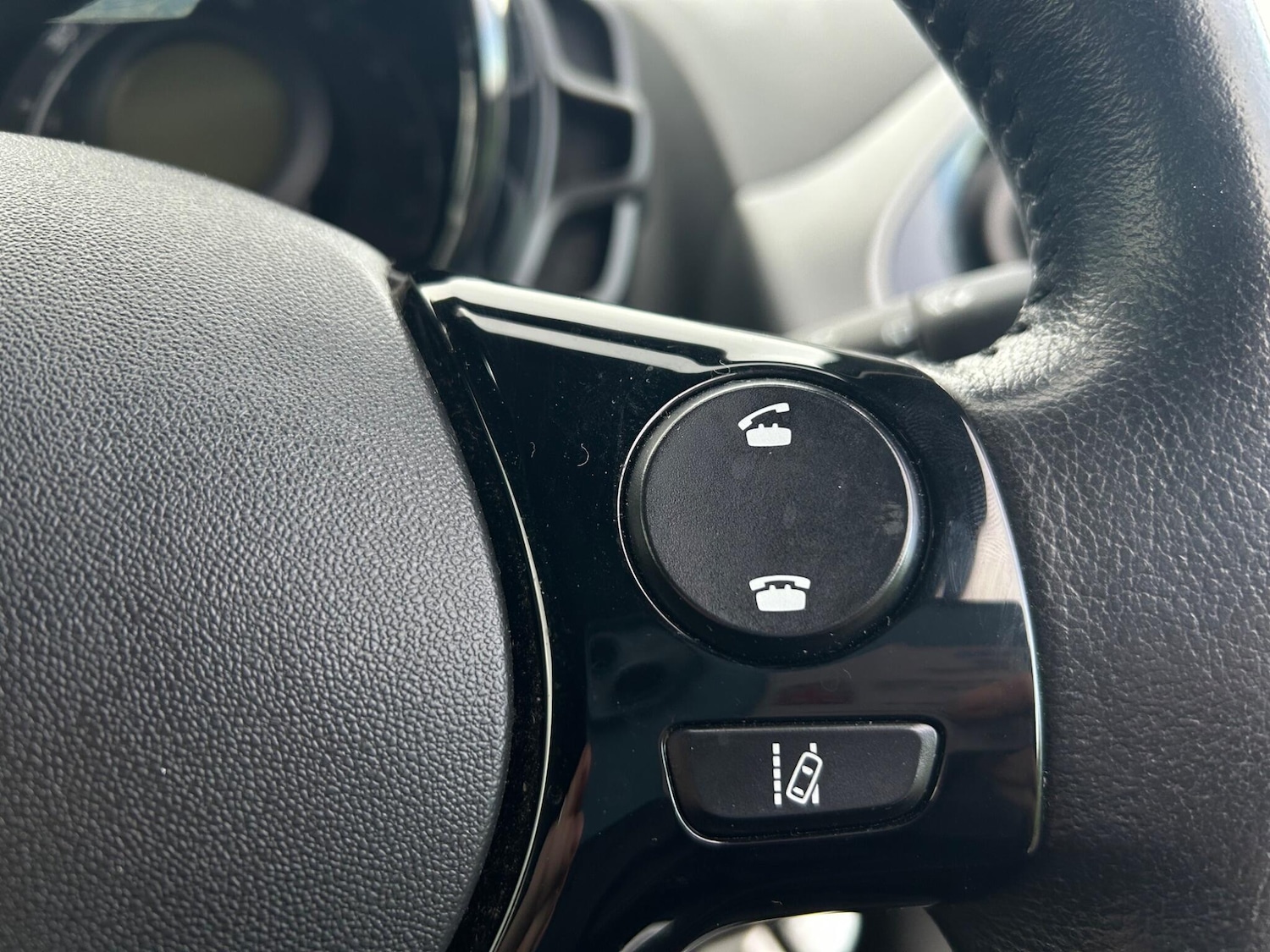 Used Toyota AYGO 2021 for sale - 76538940: Photo 14