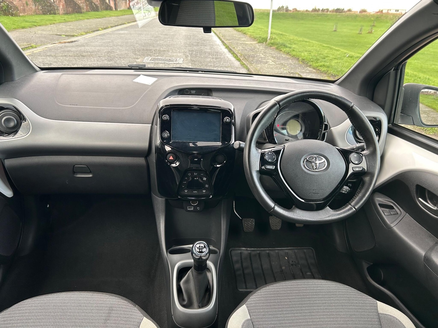 Used Toyota AYGO 2021 for sale - 76538940: Photo 23