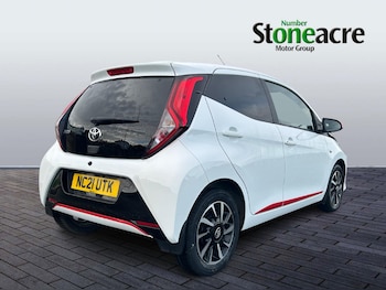 Used Toyota AYGO 2021 for sale - 76538940: Photo