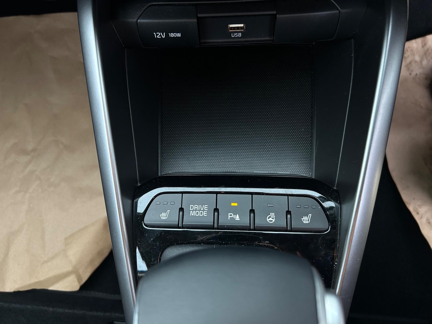 Used Kia Stonic 2025 for sale - 76498935: Photo 17